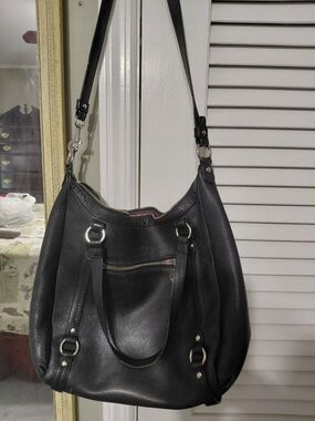 Coach Black Women’s Leather Shoulder Bag - Classic Everyday Tote